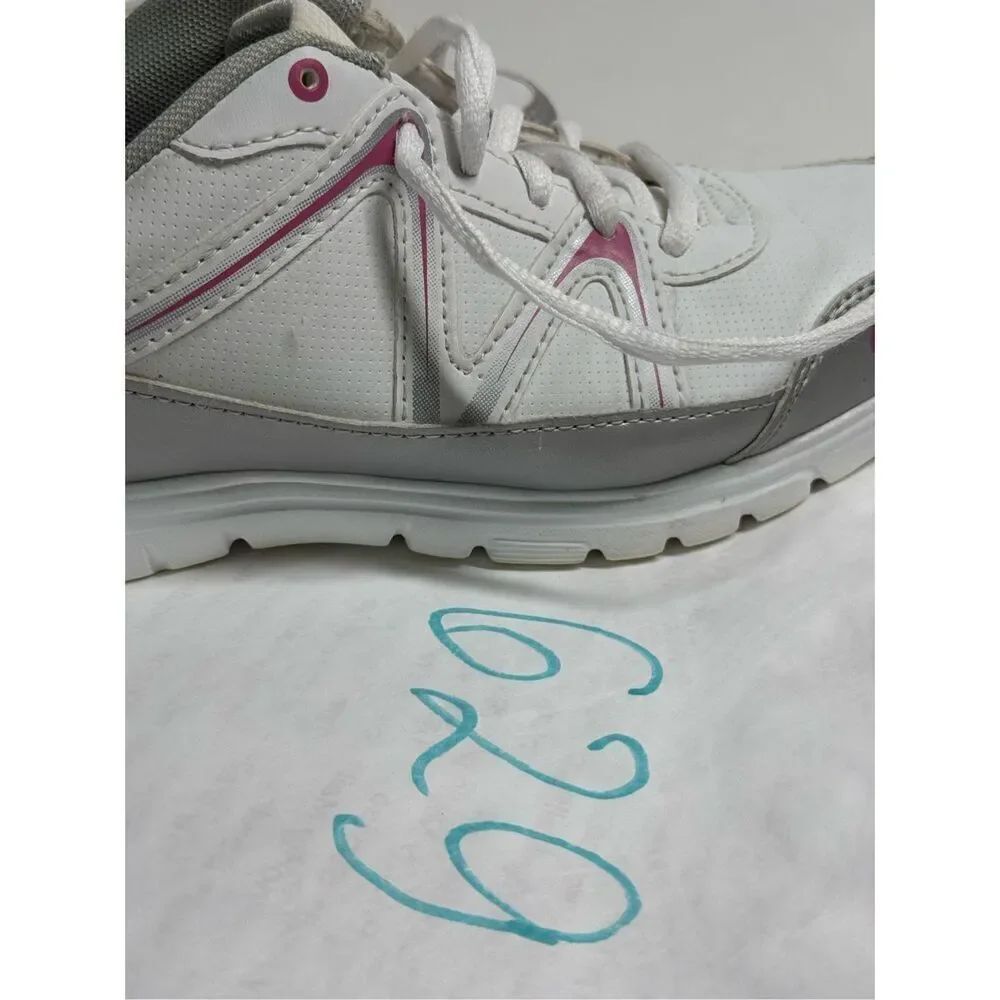 Women's Essential Light Weight Athletic Shoes White Size 8,5 - Picture 15 of 15